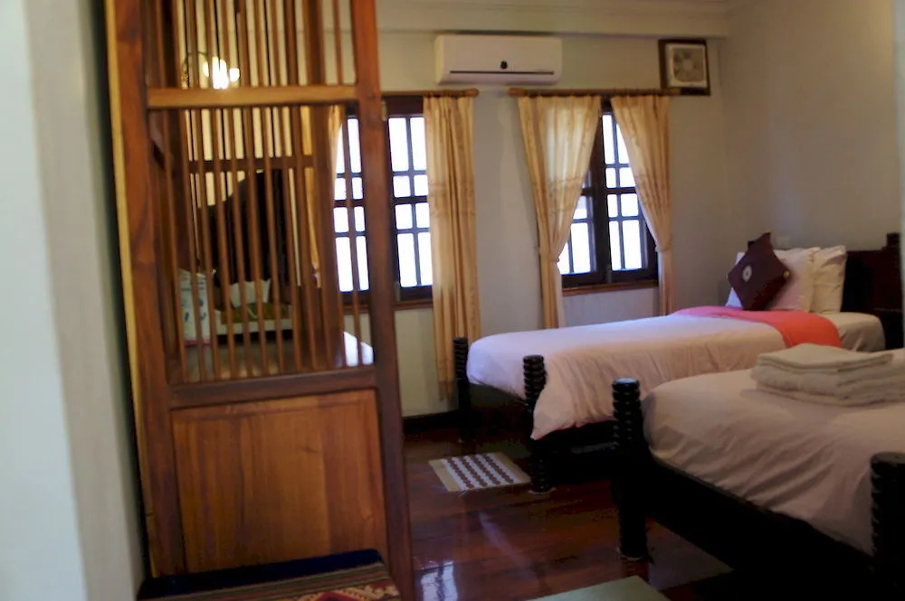 Phounsab Guesthouse Luang Prabang Hotel