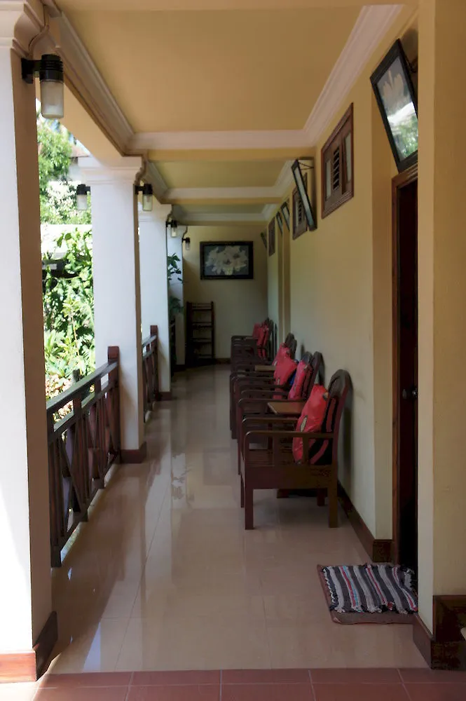 Phounsab Guesthouse Luang Prabang Hotel